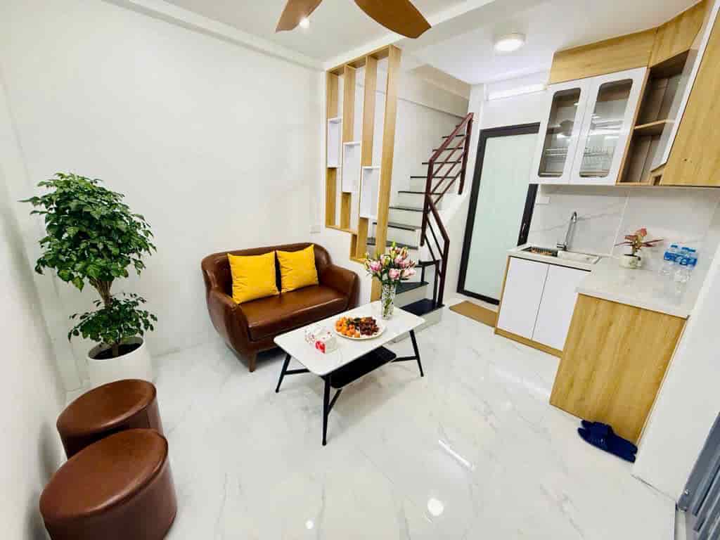 Bán nhà Trần Khát Chân, Hai Bà Trưng, 22m², 3 tầng, giá 1.9 tỷ