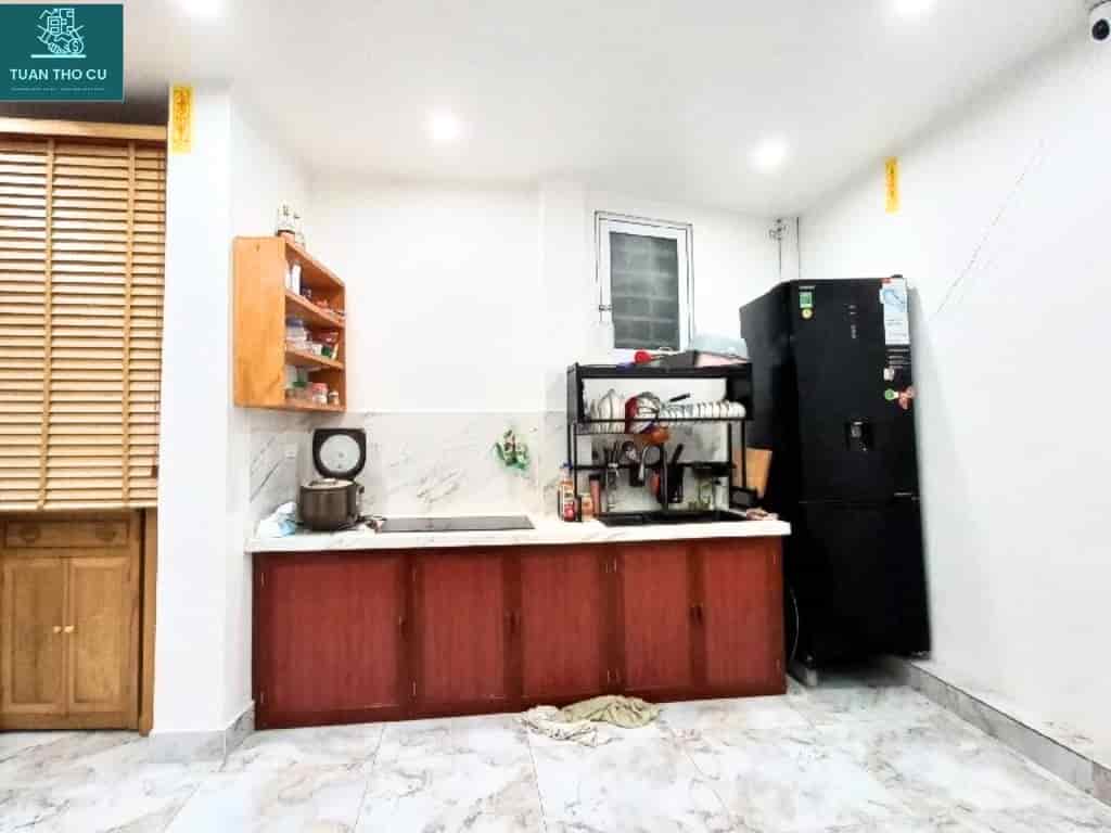 Bán Nhà phố Hưng Phúc, 1 bước ra phố, View hồ , 5 tầng TK Đẹp, 50m2, 6.4 tỷ