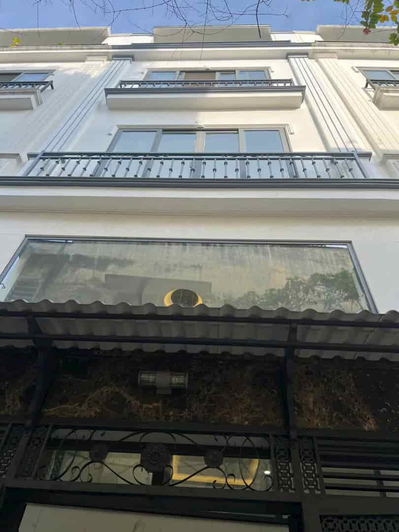 Bán nhà 5 tầng cách HXH Hoàng Hoa Thám P5, DT đất 43m2 chỉ hơn 7 tỷ