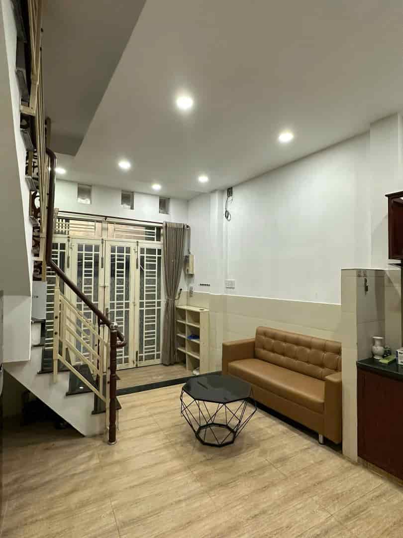 CC bán nhà phố 3 tầng Ngô Tất Tố, P21, DTSD 95m2, 4.95 tỷ
