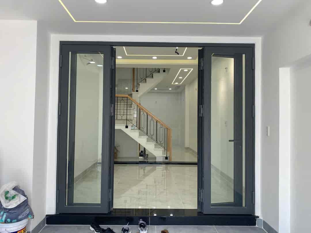 Bán nhà 4 tầng MT Lê Quang Định –Nơ Trang Long, DTSD 200m2, 16 tỷ