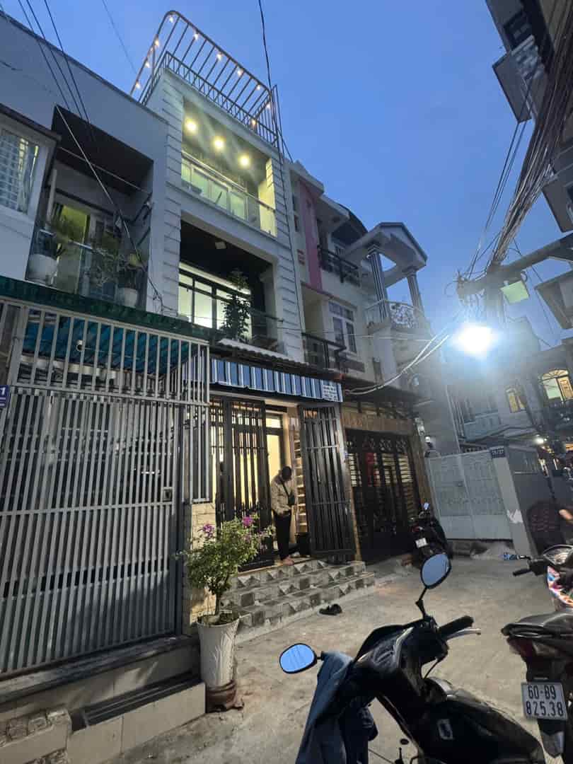 Bán Nhà 3 tầng khu Phan Xích Long, Nguyễn Lâm P.Gia Định (P3 Bình Thạnh) 36m2, 5.85 tỷ