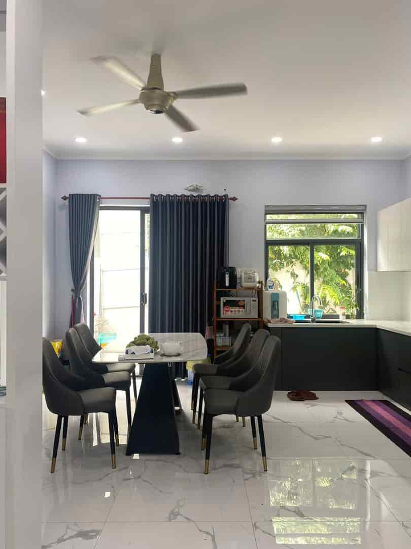 Cho Thuê Nhà Nguyên Căn KDC Thăng Long Home Hưng Phú, 1 trệt 2 lầu, 3 phòng ngủ, 3 WC