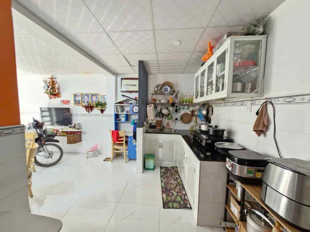 Nhà 2 tầng BTCT cực đẹp, Giá chỉ 4,5 TỶ, Vị trí VIP Linh Đông, Thủ Đức