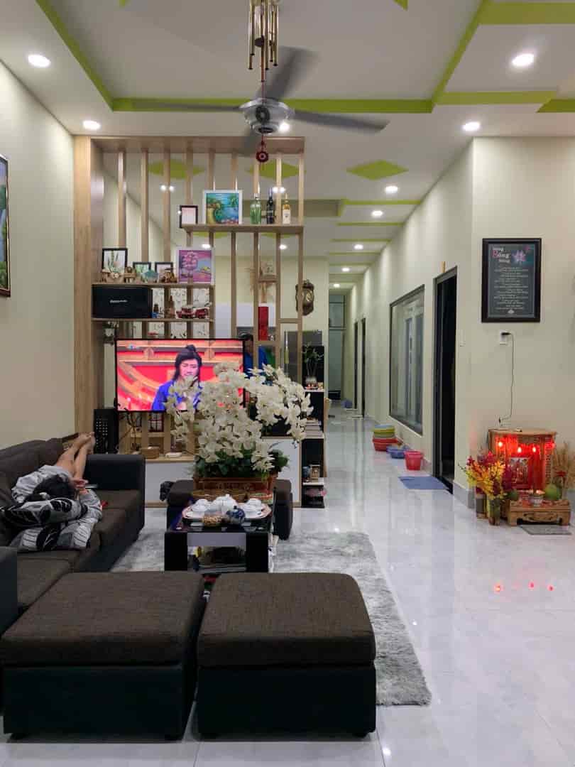 Nhà Ngộp Cần Bán Gấp Căn Nhà Mặt Hẻm Thông ĐS7 Linh trung, Cách Hoàng Diệu 2, Vincom 2' di chuyển