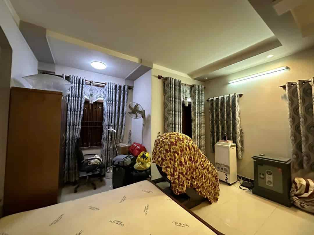 Bán Nhà MTKD đường Bình Phú - Tam Phú, nhà mới full nội thất, oto đậu trong nhà, giá chưa qua đầu tư