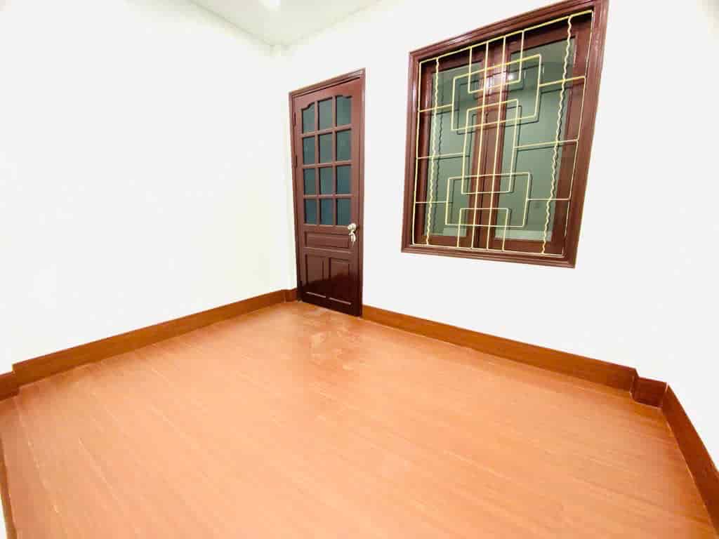 Bán Nhà Khương Trung 34m² x 5 tầng 6.78 tỷ nhà dân xây gần hồ, ở cực thích