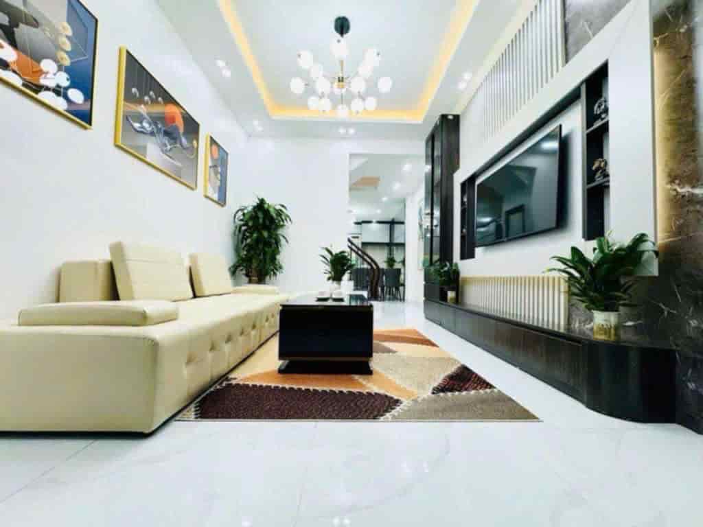 Bán Nhà Hoàng Văn Thái, 51m², Phân Lô Quân Đội, Ngõ Thoáng Sạch, Ở Đẹp, 6.5 Tỷ