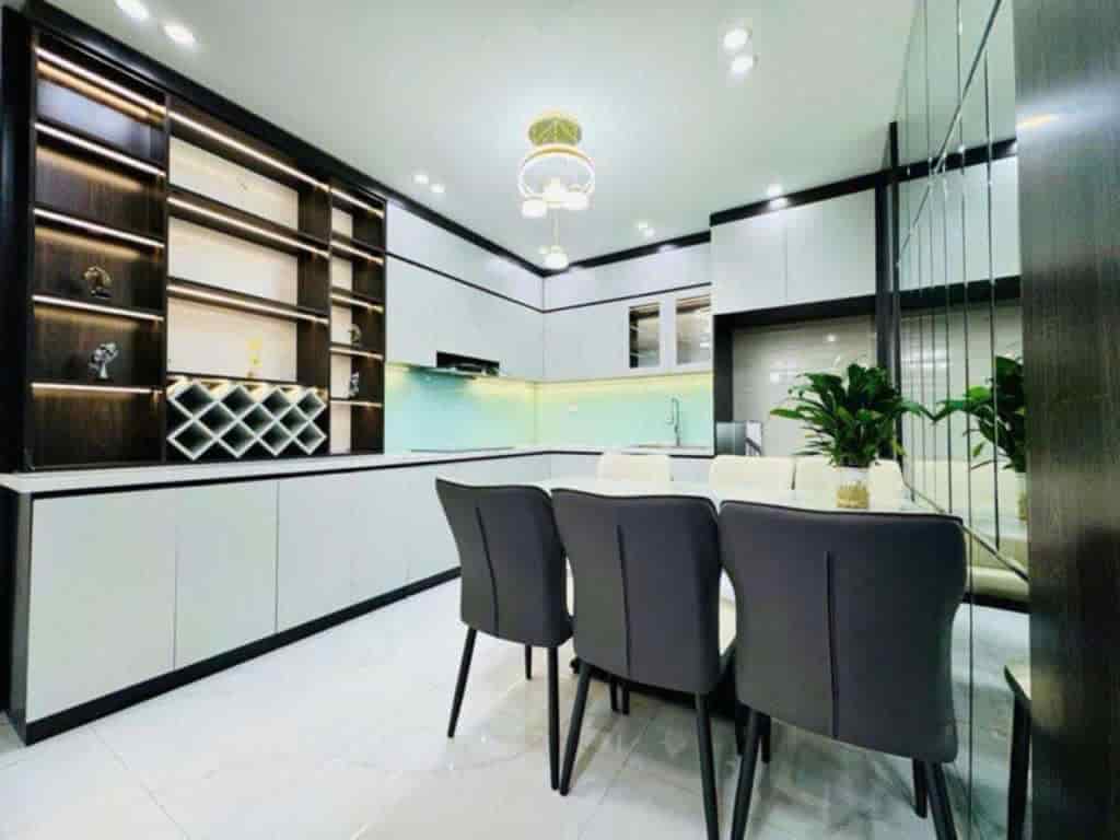 Bán Nhà Hoàng Văn Thái, 51m², Phân Lô Quân Đội, Ngõ Thoáng Sạch, Ở Đẹp, 6.5 Tỷ