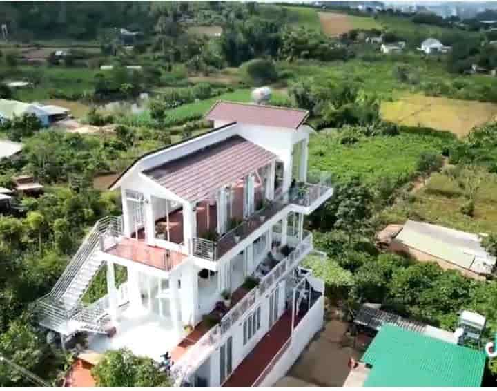 BÁN GẤP NHÀ VƯỜN GẦN ĐÀ LẠT, 4,5 tỷ, rộng 3656m2, có 400m2 thổ cư