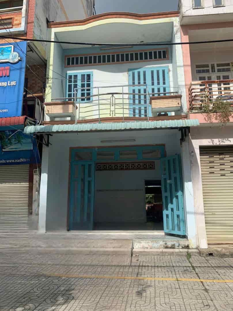 Bán nhà 4.5m x 13m, xây 1 lầu .mặt tiền đường lê thị riêng, phường thới an, quận 12