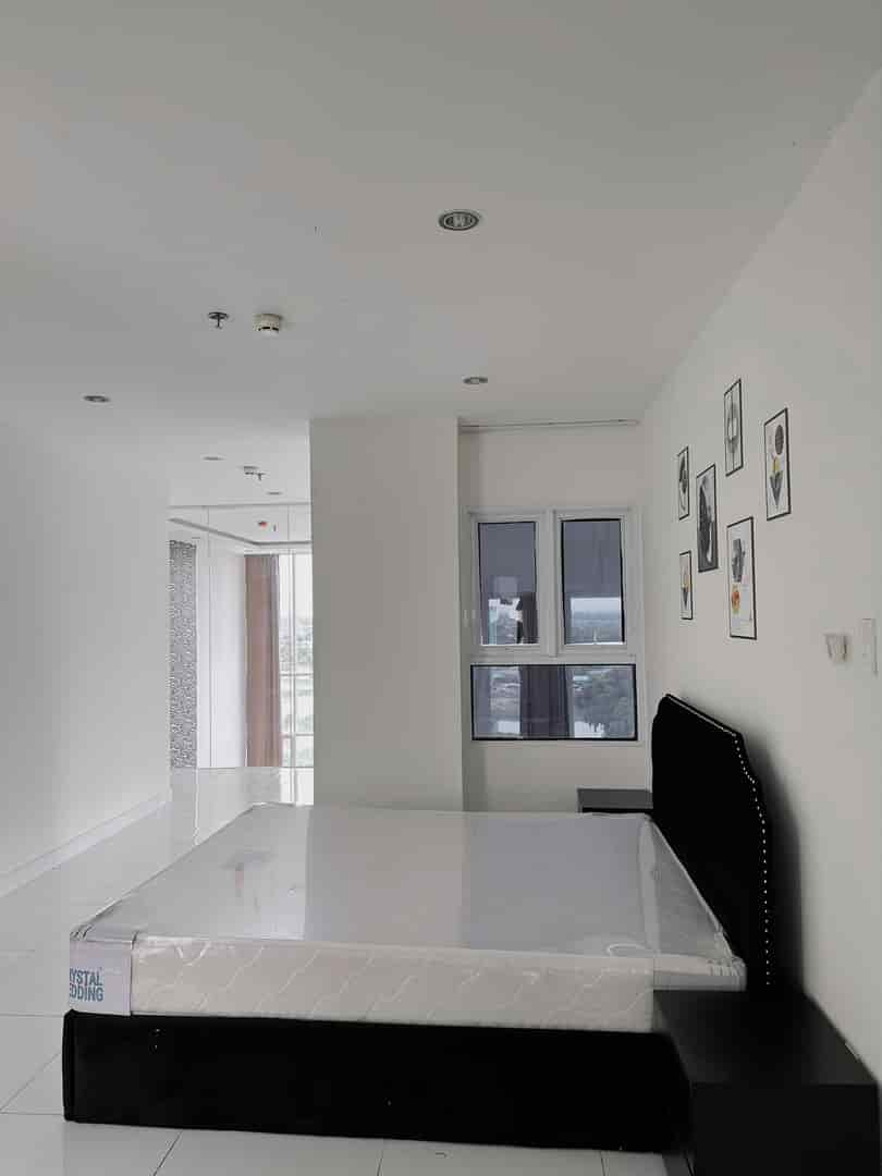 Cần Cho Thuê Căn Duplex siêu lớn 306m2 tại Khu căn hộ cao cấp Terra Rosa - Nguyễn Văn Linh, căn góc, có hồ