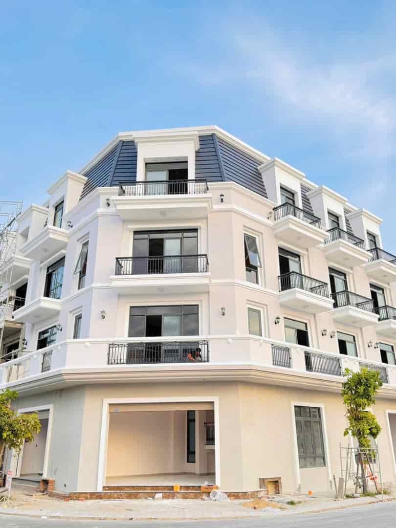 CẦN BÁN GẤP NHÀ PHỐ THƯƠNG MẠI 4 TẦNG, Bình Sơn Ocean Park, KHAI THÁC KINH DOANH NGAY