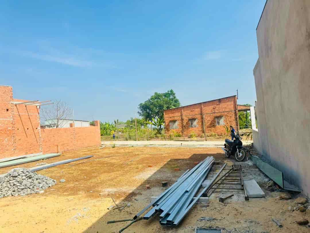 BÁN BUÔNG ĐUÔI, THU HỒI VỐN, 5 SHR, 27X50, 1.329m2, 395 TRIỆU/S, MT ql14 CHỢ MINH LẬP VÀO 900M