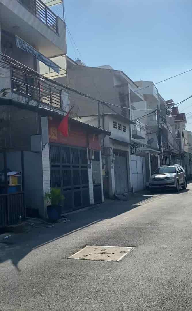 Đất lô góc to 158m2 giá 11 tỷ hơn đường 339, Phước Long B, Thủ Đức