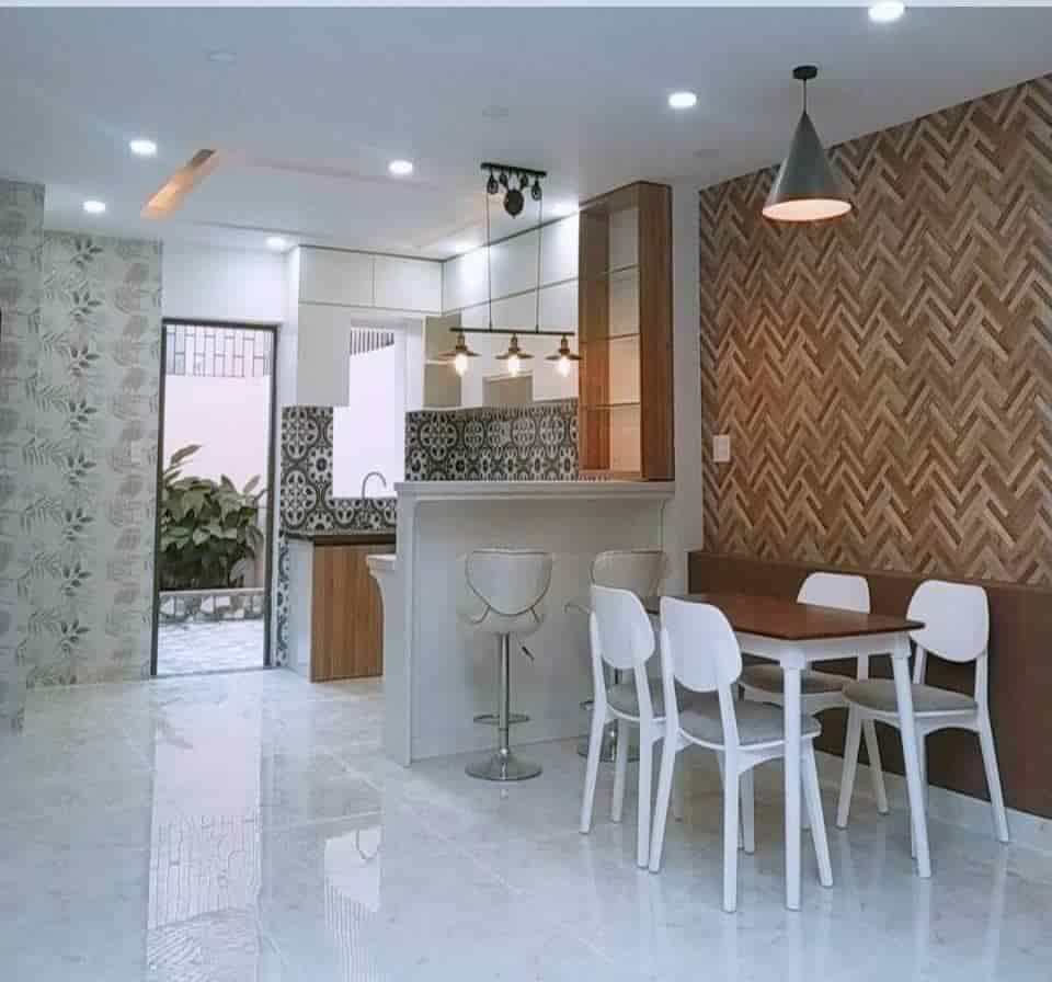 CĂN  NHÀ 8PN - 1 SẸC THẠNH LỘC 29, CÁCH NGÃ TƯ GA 500m - 5,350 tỷ