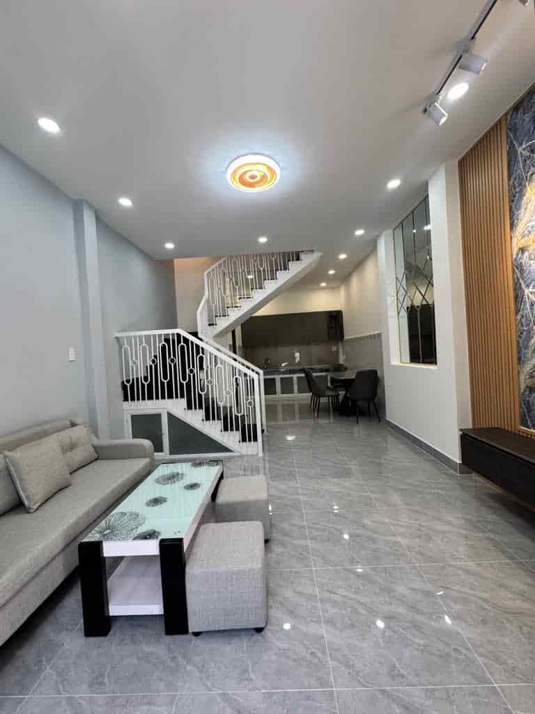 Nhà riêng Hẻm 40 Chợ Tân Trụ Nguyễn Sỹ Sách, P.15 , 40m2 giá 3.8 tỷ