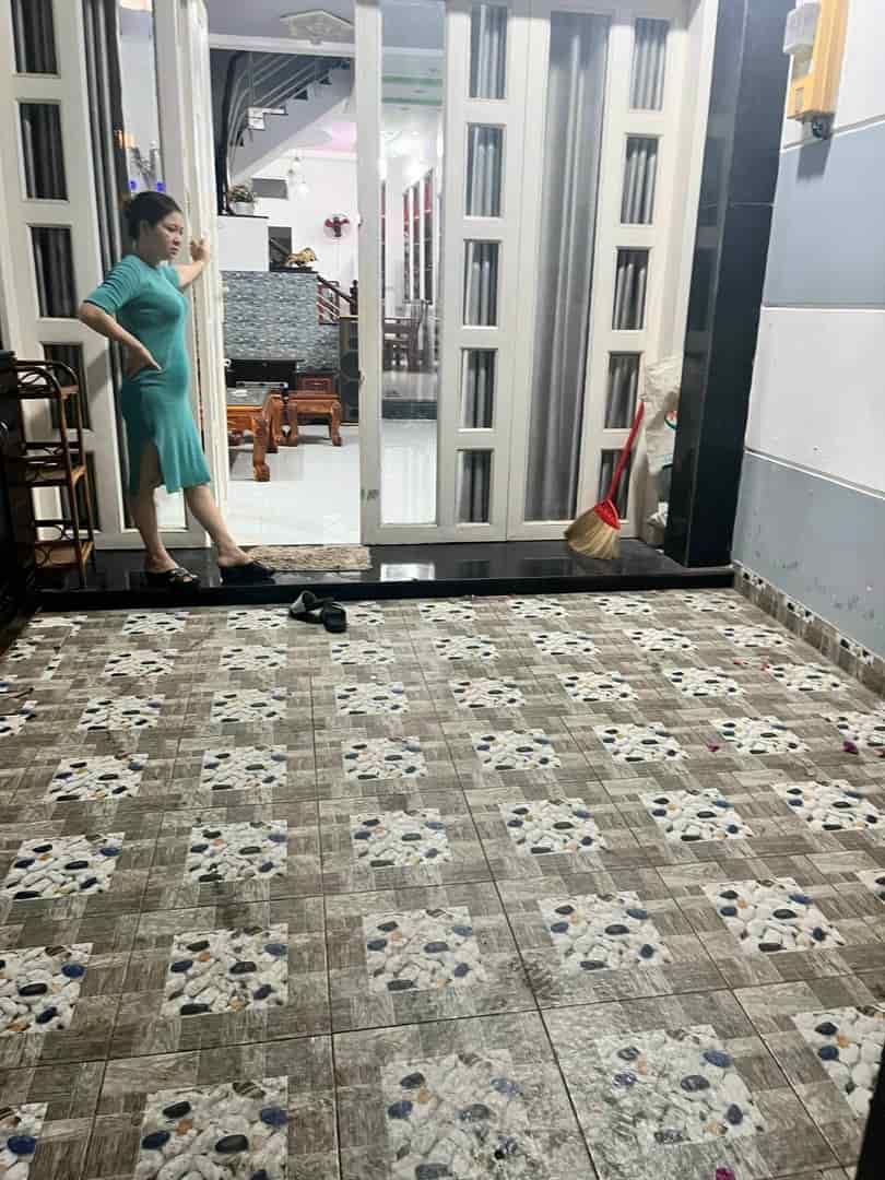 BÁN NHÀ 1 LẦU CĂN LÊ ĐỨC THỌ GV 62M2 GIÁ 1TY120TR CÓ SHR