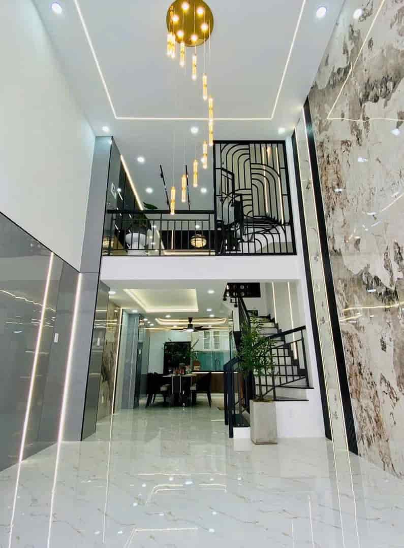 Kẹt tiền bán gấp nhà SHR DT 49m2 giá 3 tỷ 100 triệu Đường số 4, Gò Vấp