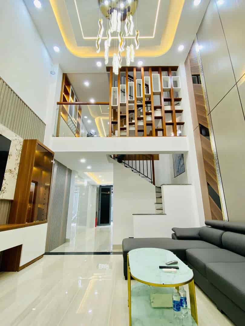 Nhà phong thuỷ tốt Nguyễn Văn Lượng, P17, Q. Gò Vấp, DT 44m2, giá 2tỷ300tr đang cho thuê 12tr/tháng