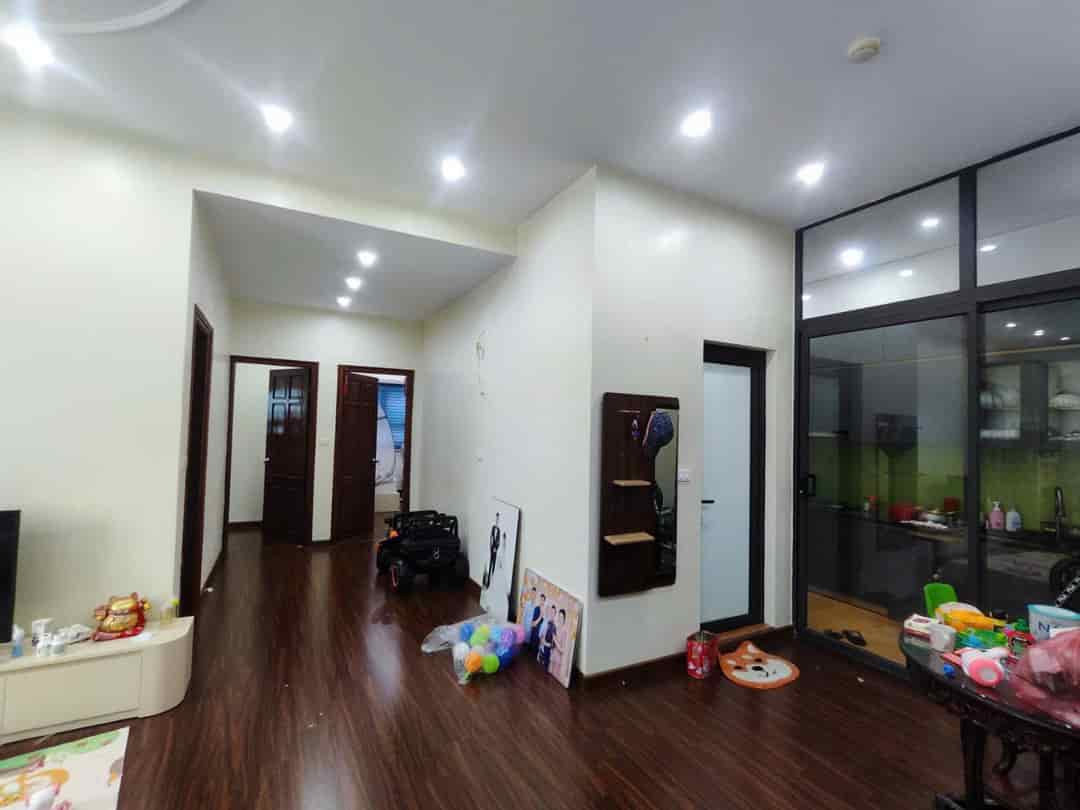 Bán căn hộ chung cư BQP, 3 phòng ngủ, Mỹ Đình, giá 6.3 tỷ