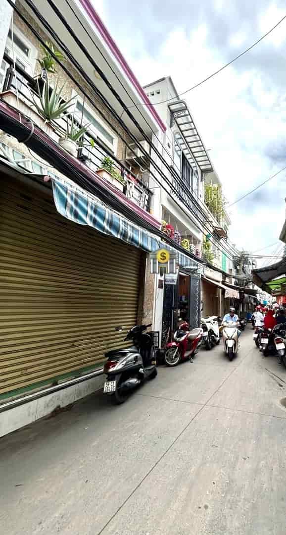 NHÀ BÁN NẰM TRÊN CUNG Đ.ĐOÀN VĂN BƠ--VỊ TRÍ ĐẸP --THÍCH HỢP KÍNH DOANH MUA BÁN ĐA NGÀNH NGHỀ.