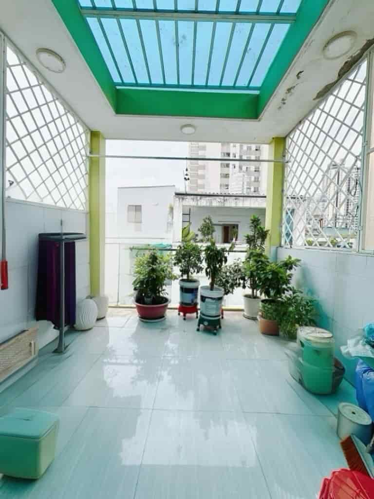BÁN NHÀ 3 TẦNG, 23M2, HOÀNG DIỆU, QUẬN 4 - GIÁ 7.5 TỶ - SỔ HỒNG CHÍNH CHỦ