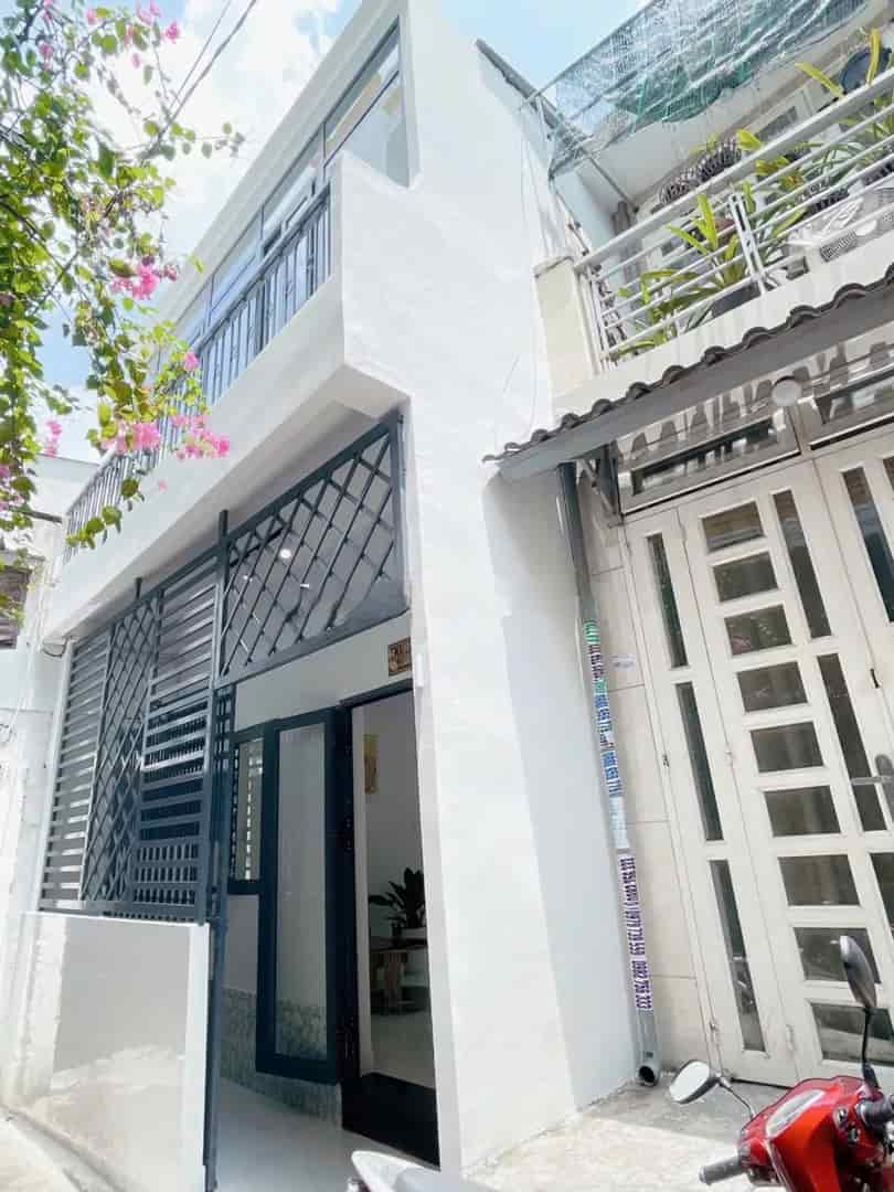 Kẹt vốn bán nhanh nhà Vũ Tùng P.2 Bình Thạnh DT: 38,1m2 Giá: 2tỷ650tr