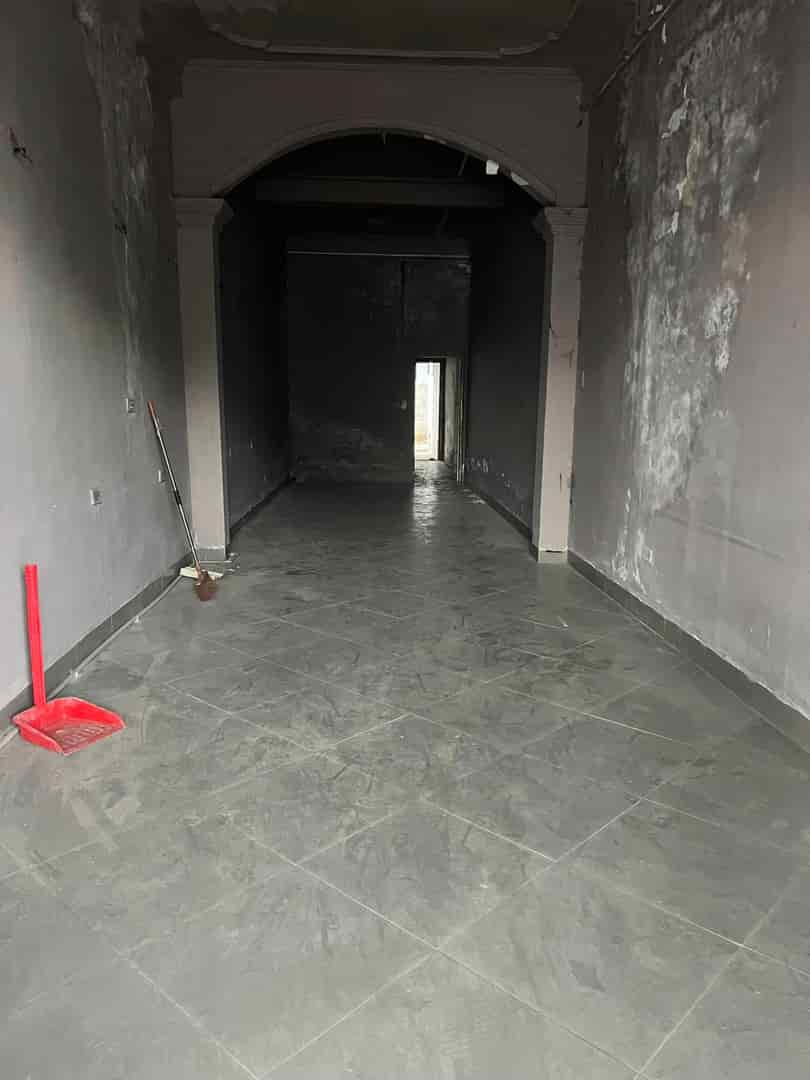 MẶT PHỐ - VỈA HÈ RỘNG KINH DOANH SIÊU KHỦNG - 18 tỷ