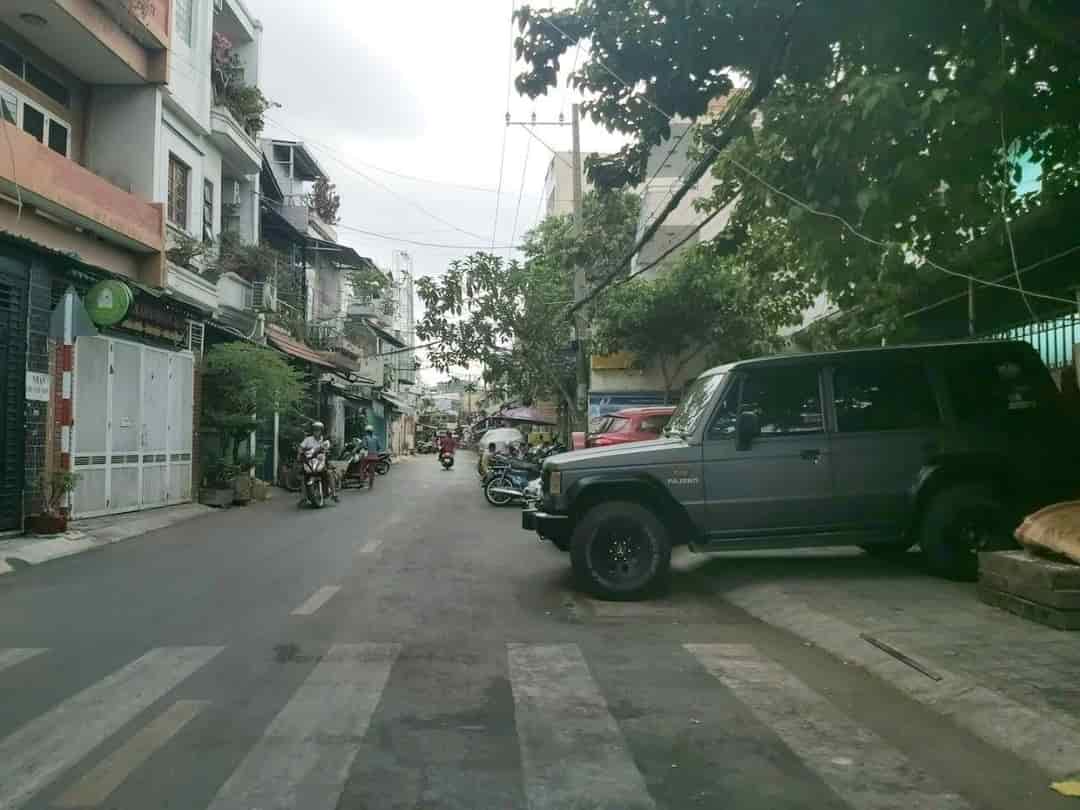 Bán nhà Gò Vấp, Nguyễn Văn Cônng, sat hẻm xe hơi tránh, 82M² , 5Pn, hơn 5 tỷ