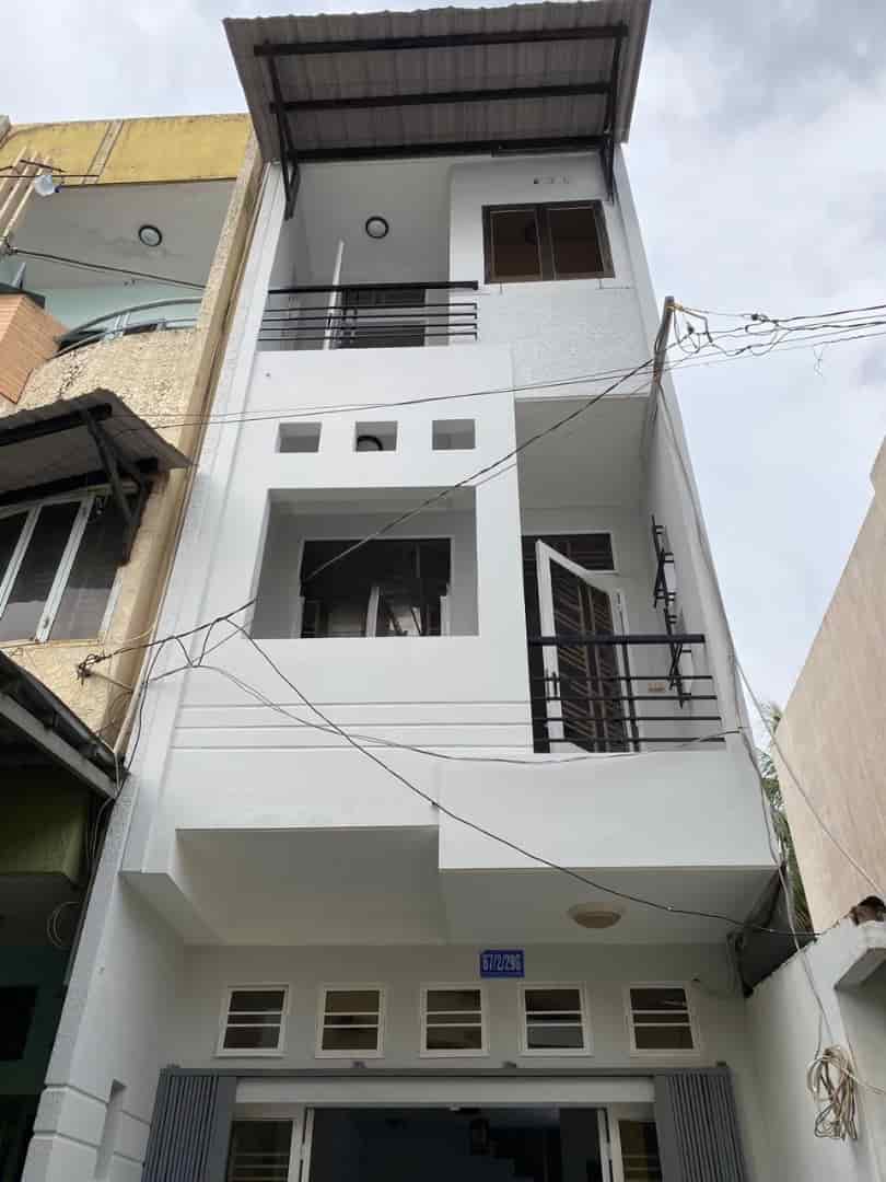 Cần bán gấp nhà 46m2 Trần Đình Trọng P5 Bình Thạnh.Hẻm 5m,3 tầng, giá tốt 3tỷ290.Sổ hồng riêng