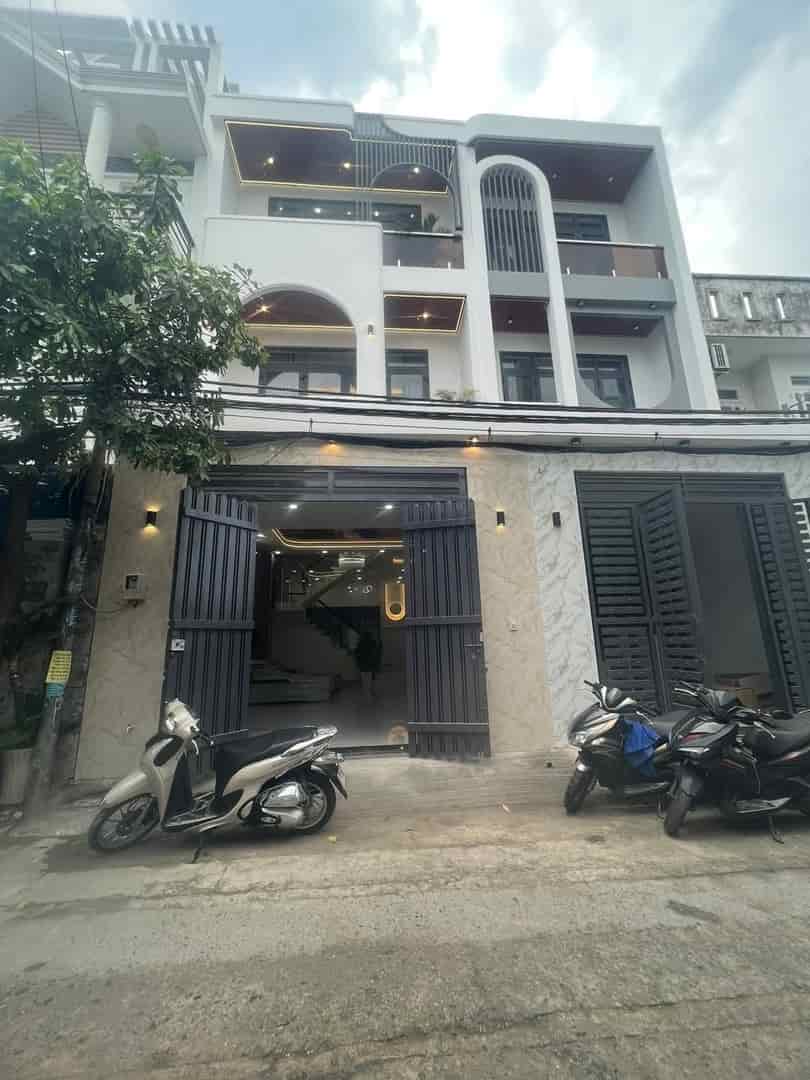 Chủ nhờ bán nhà 45m², Đoàn Văn Bơ ,P14, Q4. Xây 2 lầu, hẻm ô tô, gần chợ và gần cầu Calmette. Giá 3 tỷ 450
