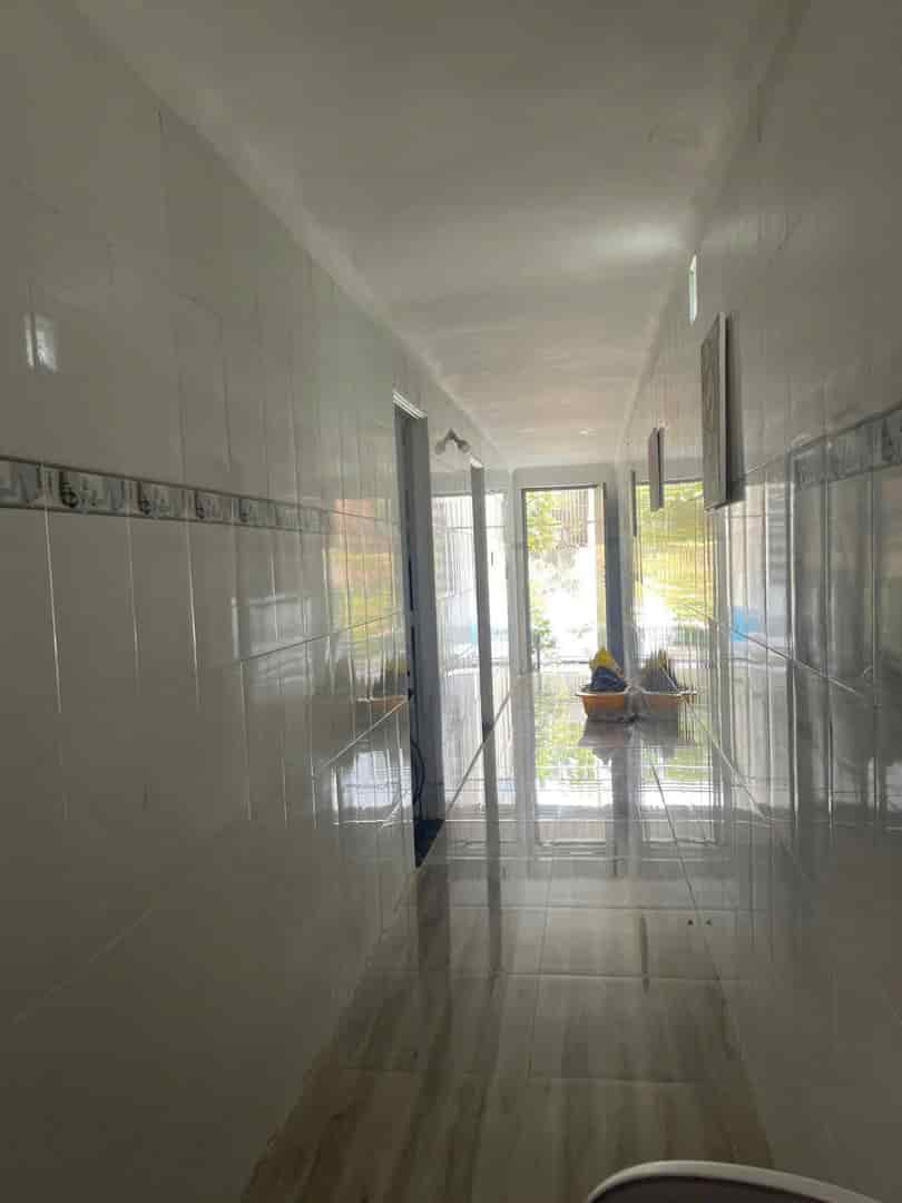 Bán Nhà Chính Chủ Chị em Chuyển Công Tác Nên Bán Nhà Kiên Cố TĐC 44Ha Đối Diện Công Viên 4,2 tỷ TL