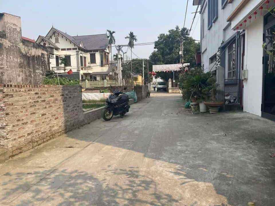Bán lô góc 80m2, mt 5m, đường ô tô tránh, Trung Hậu Đông, Mê Linh, sổ chính chủ