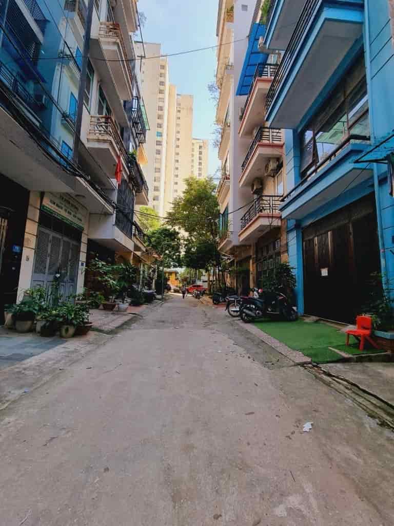 PHÂN LÔ VIP CẦU GIẤY, NGÕ TO HƠN PHỐ, VỈA HÈ ĐÁ BÓNG, KINH DOANH VP, FULL NỘI THẤT XỊN, 2 THOÁNG, Ở SƯỚNG