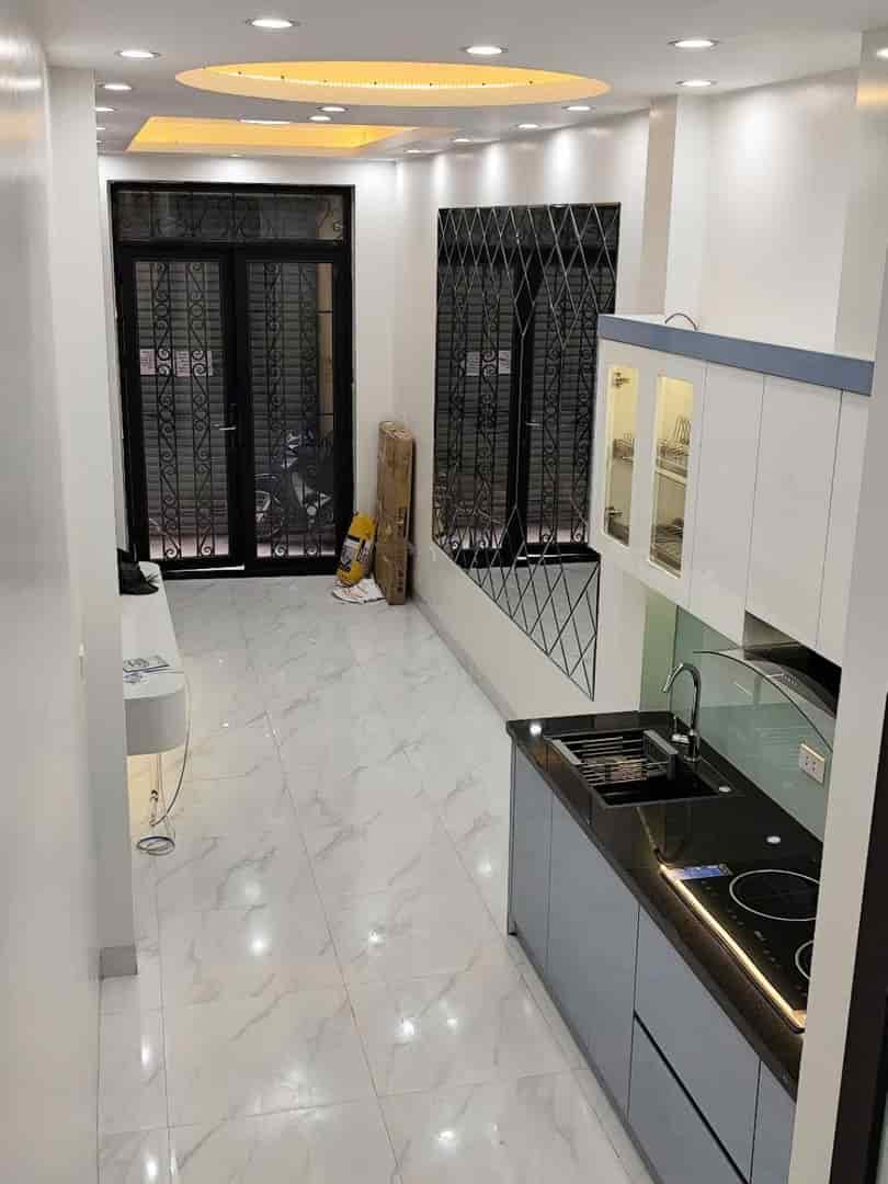 Bán nhà gần phố Đại La, Hai Bà Trưng 25m2, 3 tầng, giá 5.38 tỷ, Gần trường đại học