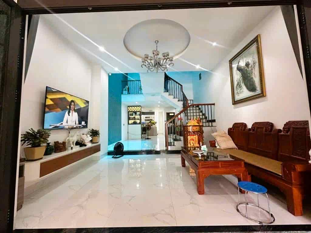 Hẻm xe hơi, Gần Công Viên, Cạnh ĐH Huflit Q10, Khu Cán Bộ An Ninh, Sổ A4 Đẹp