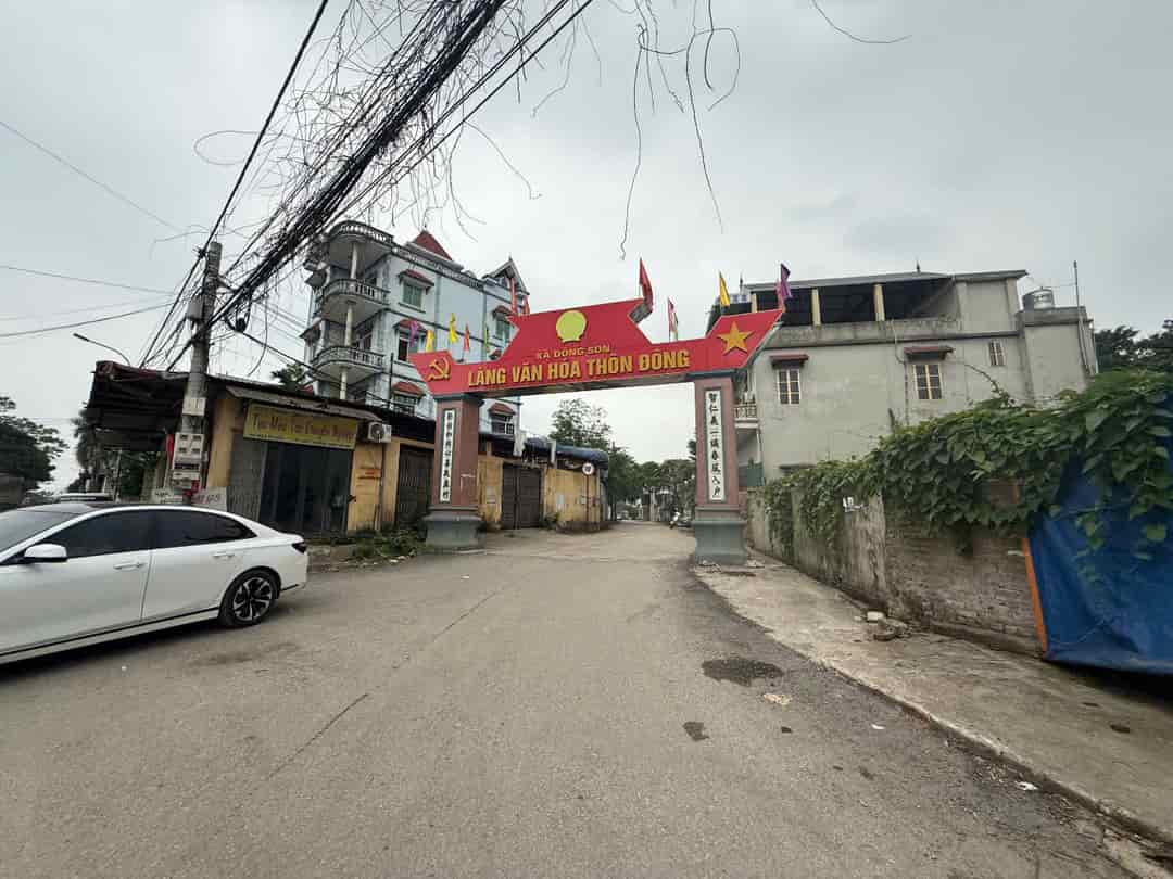 Bán lô 126m Đông Sơn, lô góc 2 mặt tiền cách ql6 chỉ 200m