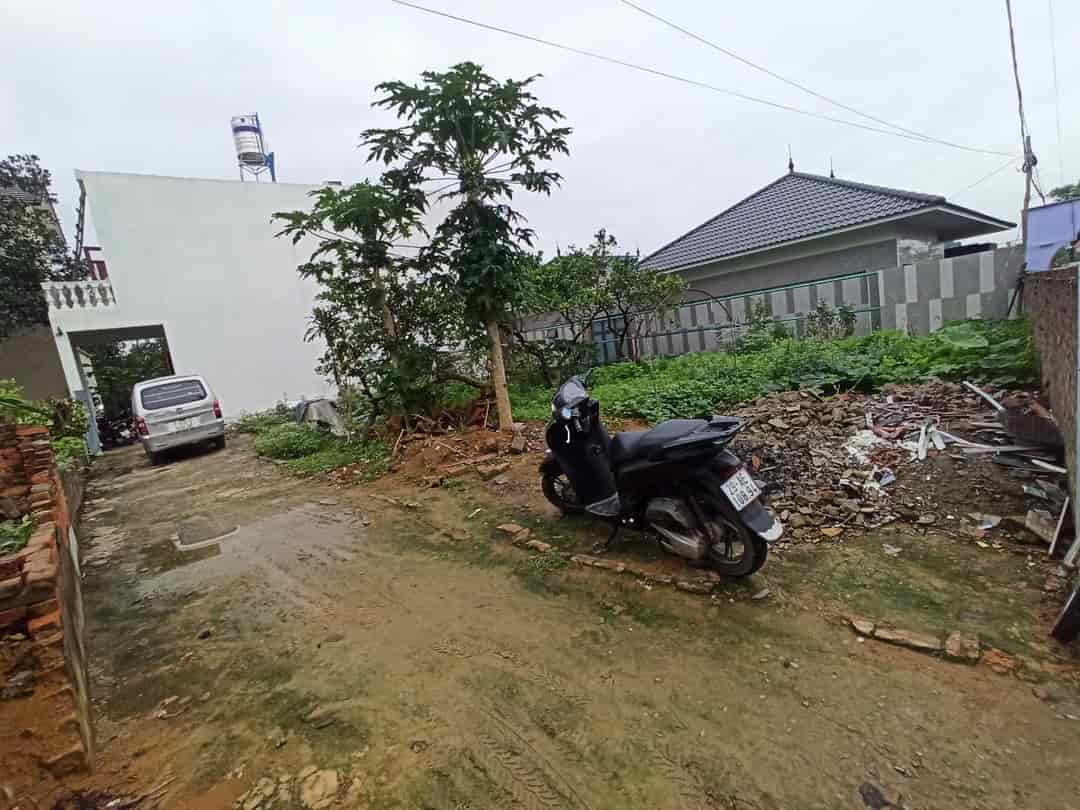 Bán lô góc 61m tại đông phương yên chương mỹ, mặt tiền gần 6m cách quốc lộ 6 chỉ 700m giá chỉ 1,6ty