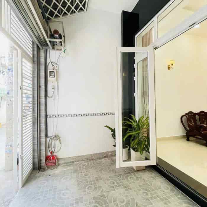 NHỈNH 6TỶ HẺM XE HƠI 3 TẦNG 65m2 4X16m GẦN CHỢ HẠNH THÔNG TÂY KHU VIP