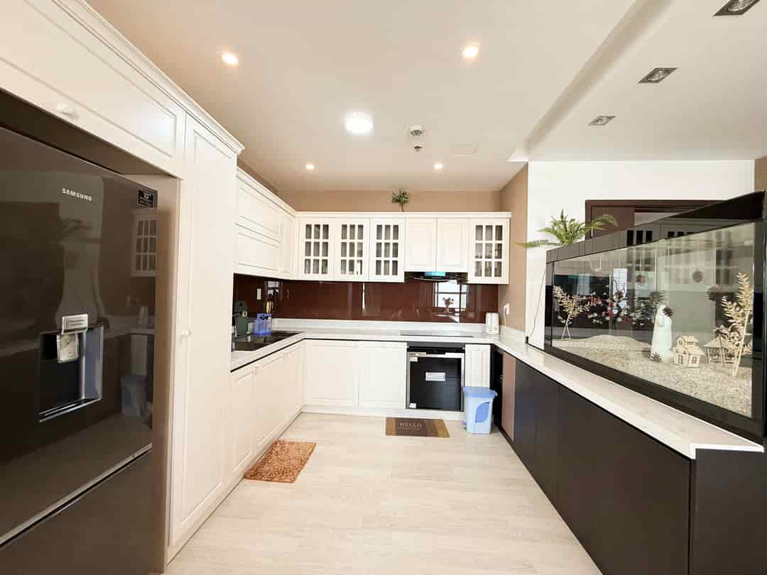 Bán căn hộ Sunrise City North Nguyễn Hữu Thọ 2pn