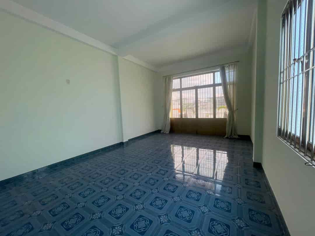 Bán Nhà đường ô tô 4m Đường Lương Thế Vinh , Phường Phước Long , Thành Phố Nha Trang