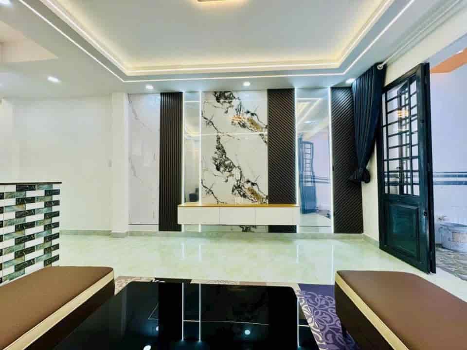 BÁN NHÀ TRƯỜNG SƠN P13 Q10 MT 75M2 4PN 5WC SHR GIÁ 3TY120