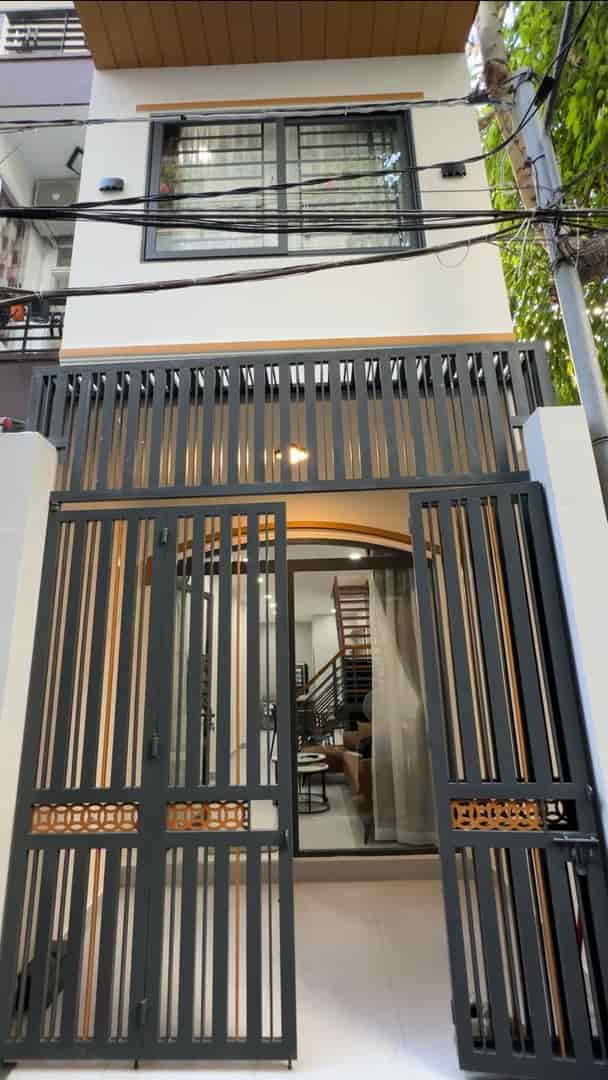Hàng hiếm nhà đẹp phố tây hẻm Nguyễn Thiện Thuật, gần biển, giá chỉ 4,8 tỷ
Diện tích 36m2