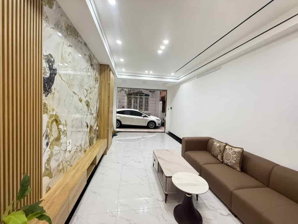 PHÂN LÔ GARA Ô TÔ THANG MÁY NHÀ MỚI SIÊU ĐẸP KINH DOANH HOÀNG QUỐC VIỆT CẦU GIẤY NHỈNH 15 TỶ