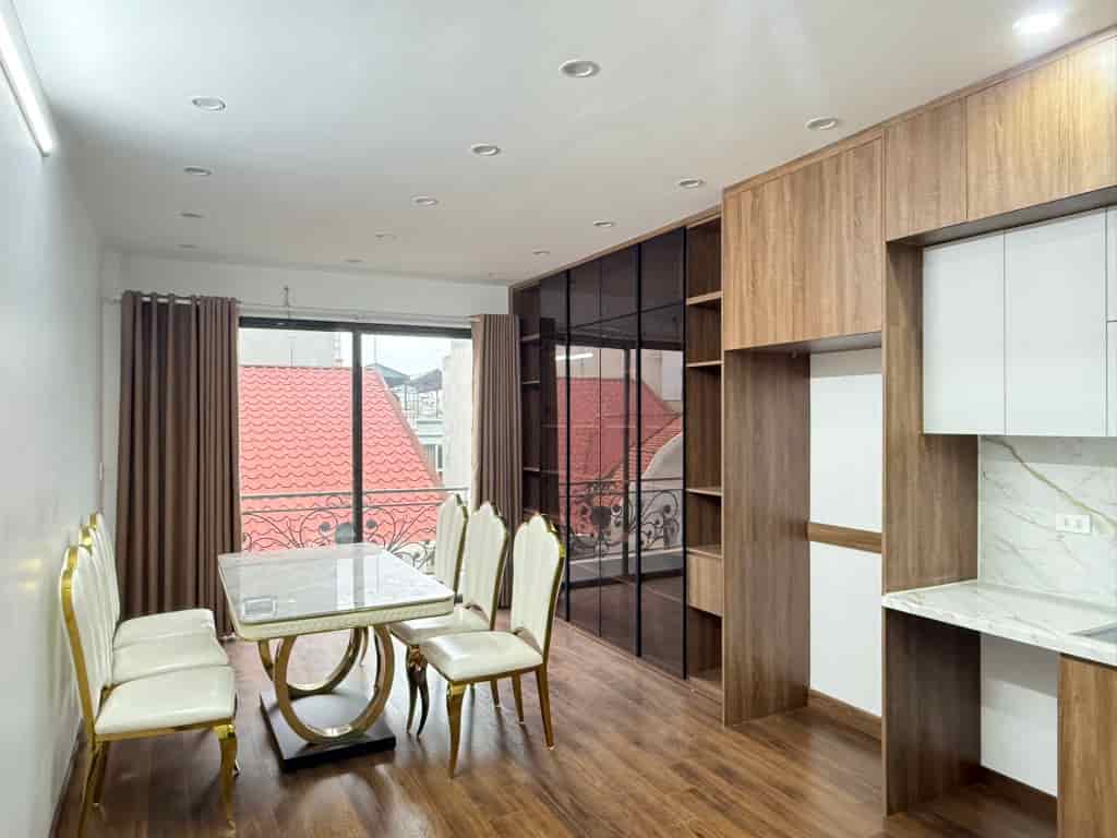 PHÂN LÔ GARA Ô TÔ THANG MÁY NHÀ MỚI SIÊU ĐẸP KINH DOANH HOÀNG QUỐC VIỆT CẦU GIẤY NHỈNH 15 TỶ