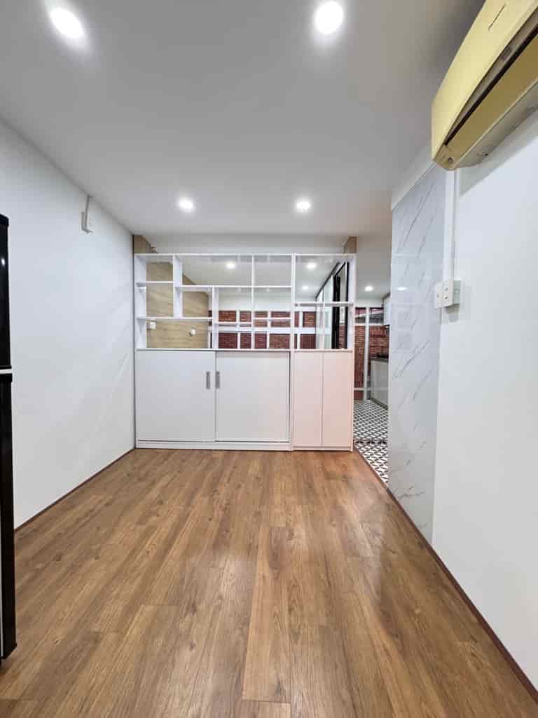 MAI DỊCH TẬP THỂ TẦNG 2 SỔ ĐỎ 2 NGỦ 55M2 2 TỶ