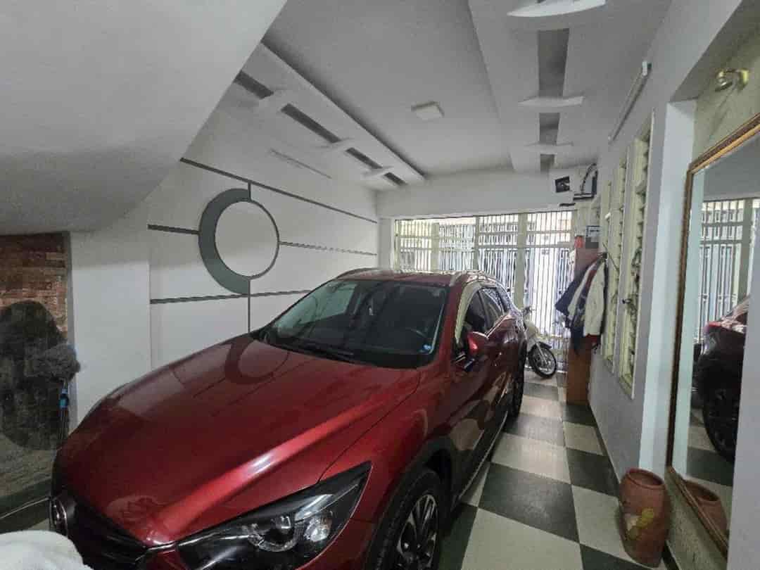 NGUYỄN KHÁNH TOÀN, PHÂN LÔ, GARA Ô TÔ VÀO NHÀ - 50M2 - 16 TỶ