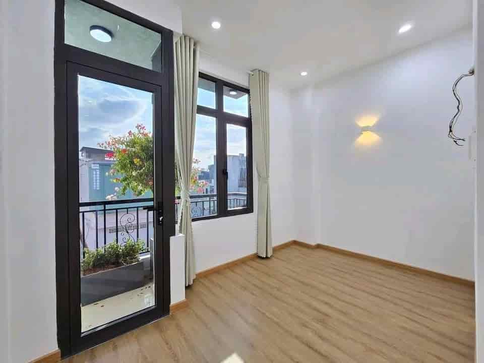 BÁN NHÀ 1 TRỆT 2 LẦU TRUNG TÂM PHƯỜNG 4, TP. TÂN AN, LONG AN
