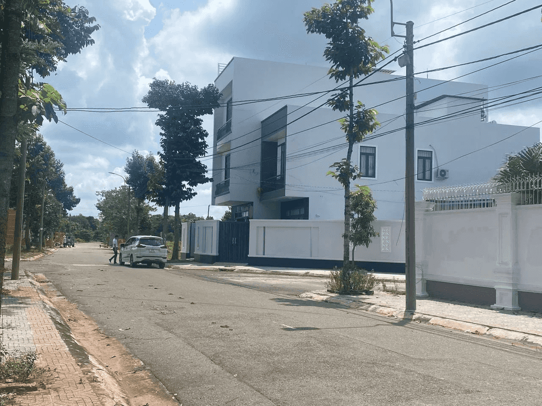 Chính chủ bán đất 90m² – mặt tiền Nguyễn Cửu Văn, P.4, TP. Tân An – SHR – chỉ 850 triệu